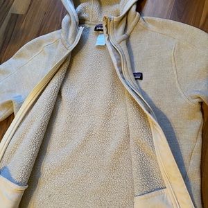 Patagonia women small warm jacket